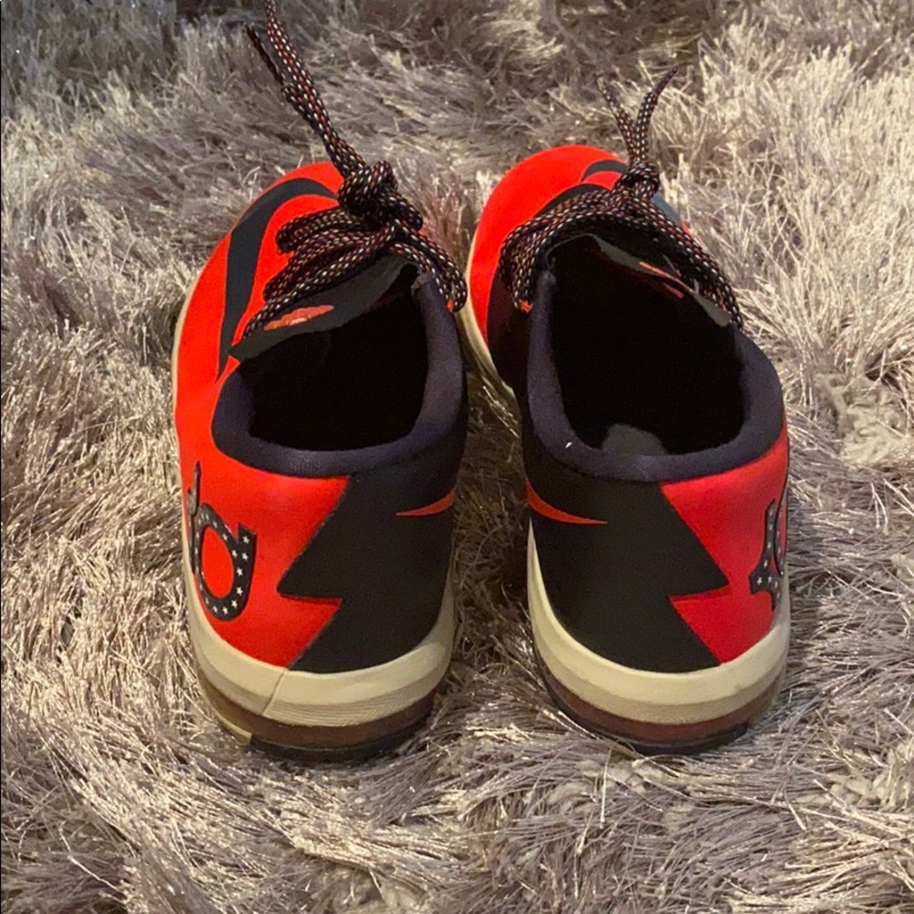 Crimson KD’s - Picture 3 of 4